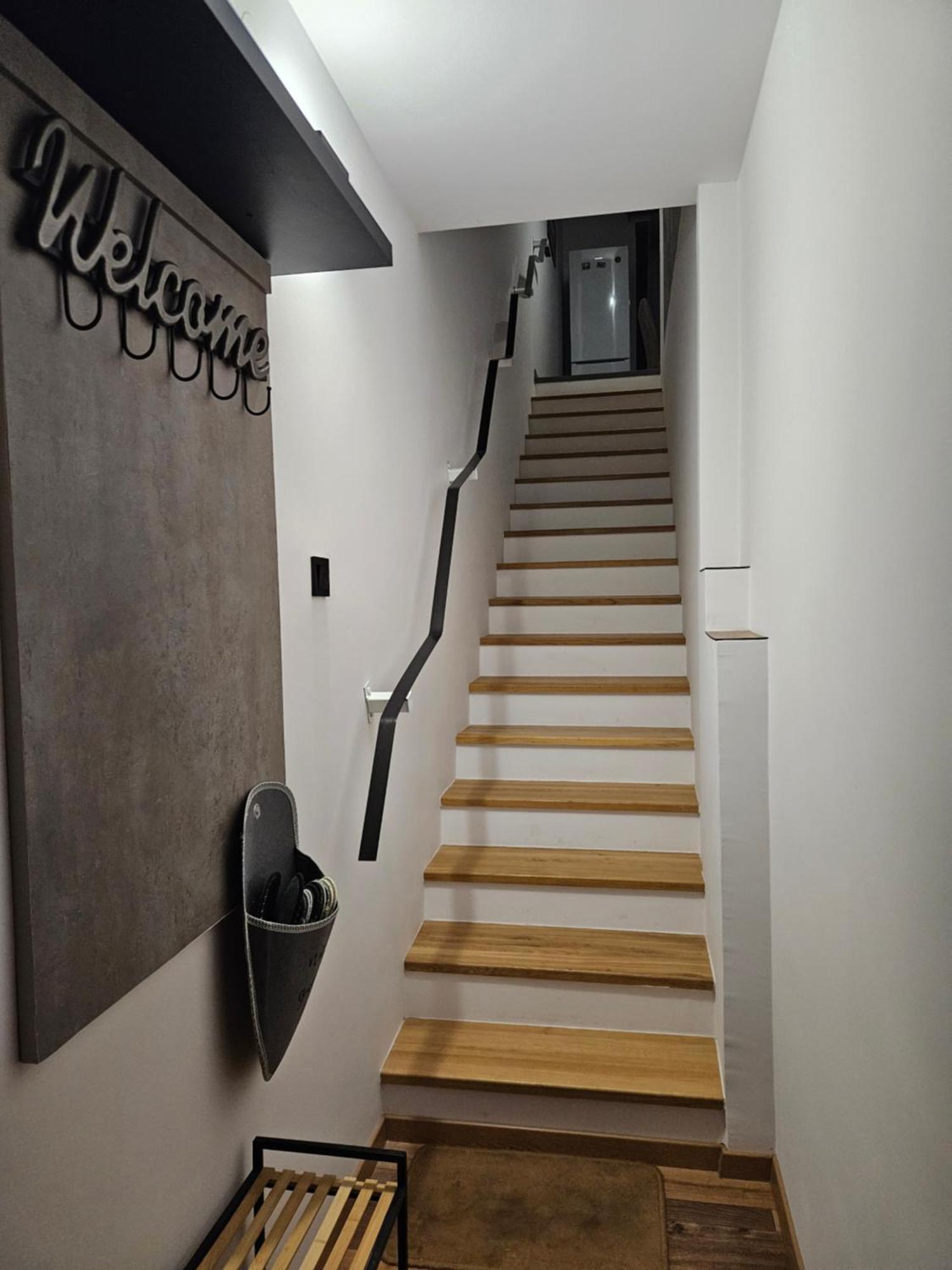 Toelgyes Apartmanhaz Szeged Exterior foto