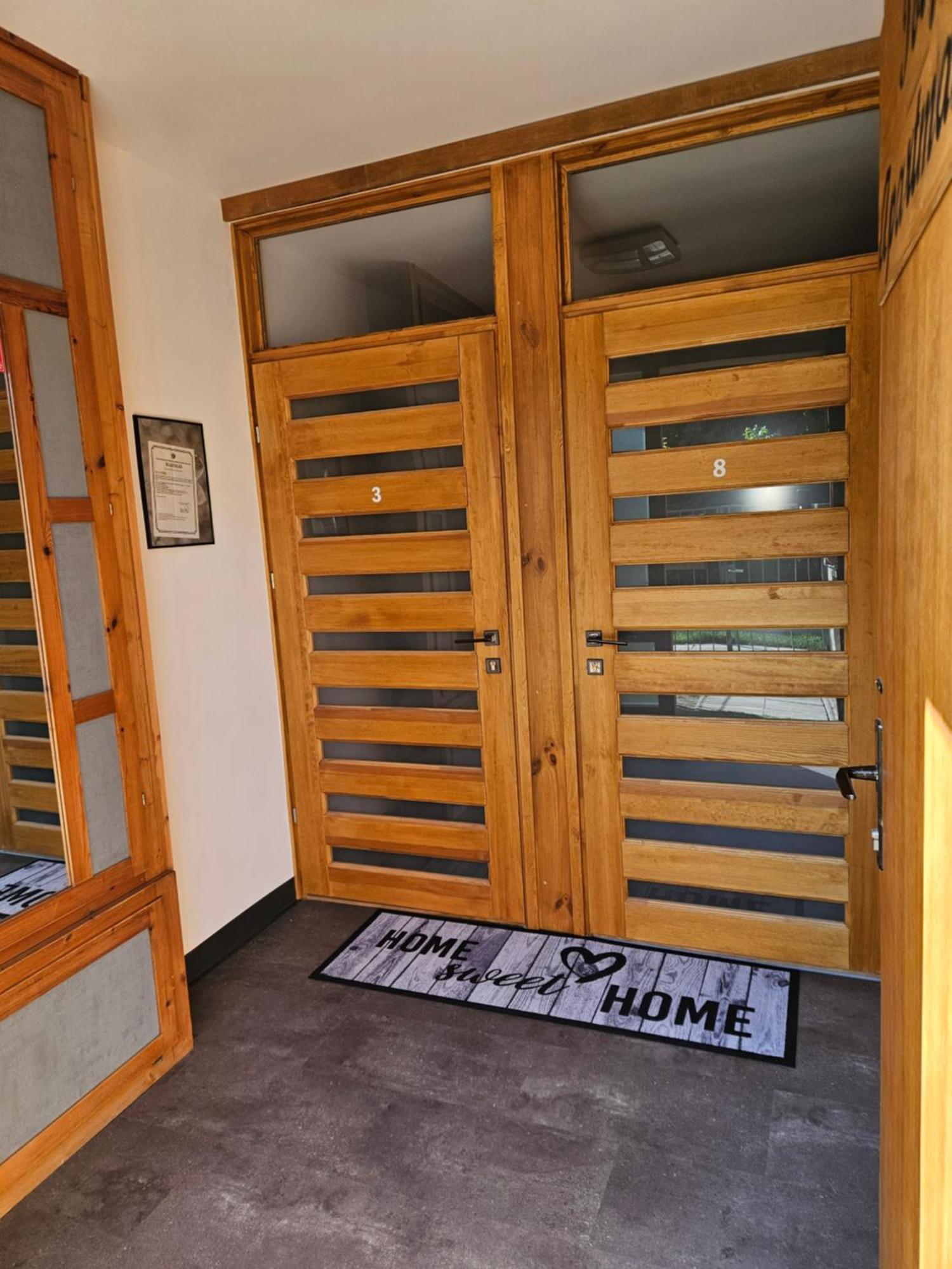 Toelgyes Apartmanhaz Szeged Exterior foto